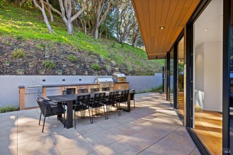 3 Trestle Glen Circle Tiburon CA 94920