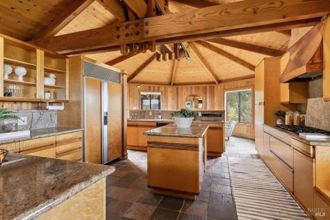 1100 Bayhills Drive San Rafael CA 94903