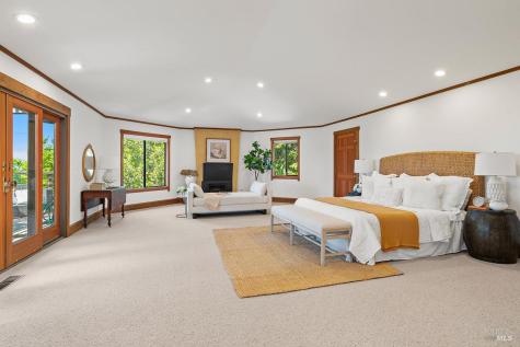 1100 Bayhills Drive San Rafael CA 94903