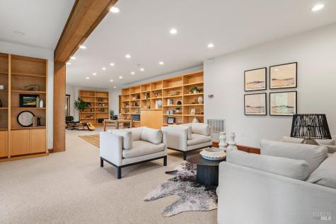 1100 Bayhills Drive San Rafael CA 94903