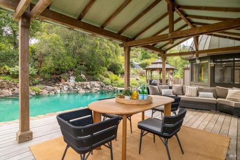 1100 Bayhills Drive San Rafael CA 94903