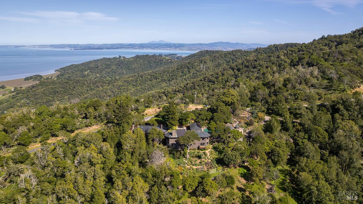 1100 Bayhills Drive San Rafael CA 94903