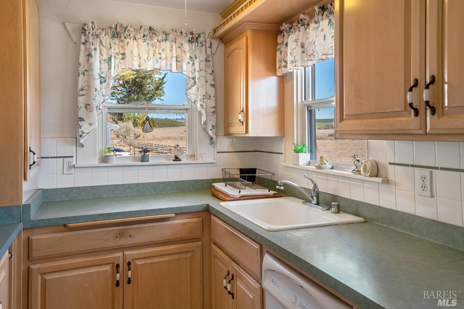 4091 Lakeville Highway Petaluma CA 94954