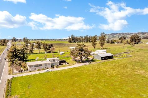 4091 Lakeville Highway Petaluma CA 94954