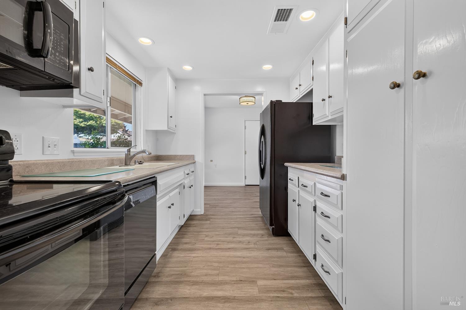 2 Valley Green Street Santa Rosa CA 95409