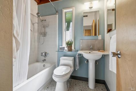 215 Bungalow Avenue San Rafael CA 94901