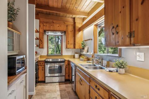 215 Bungalow Avenue San Rafael CA 94901