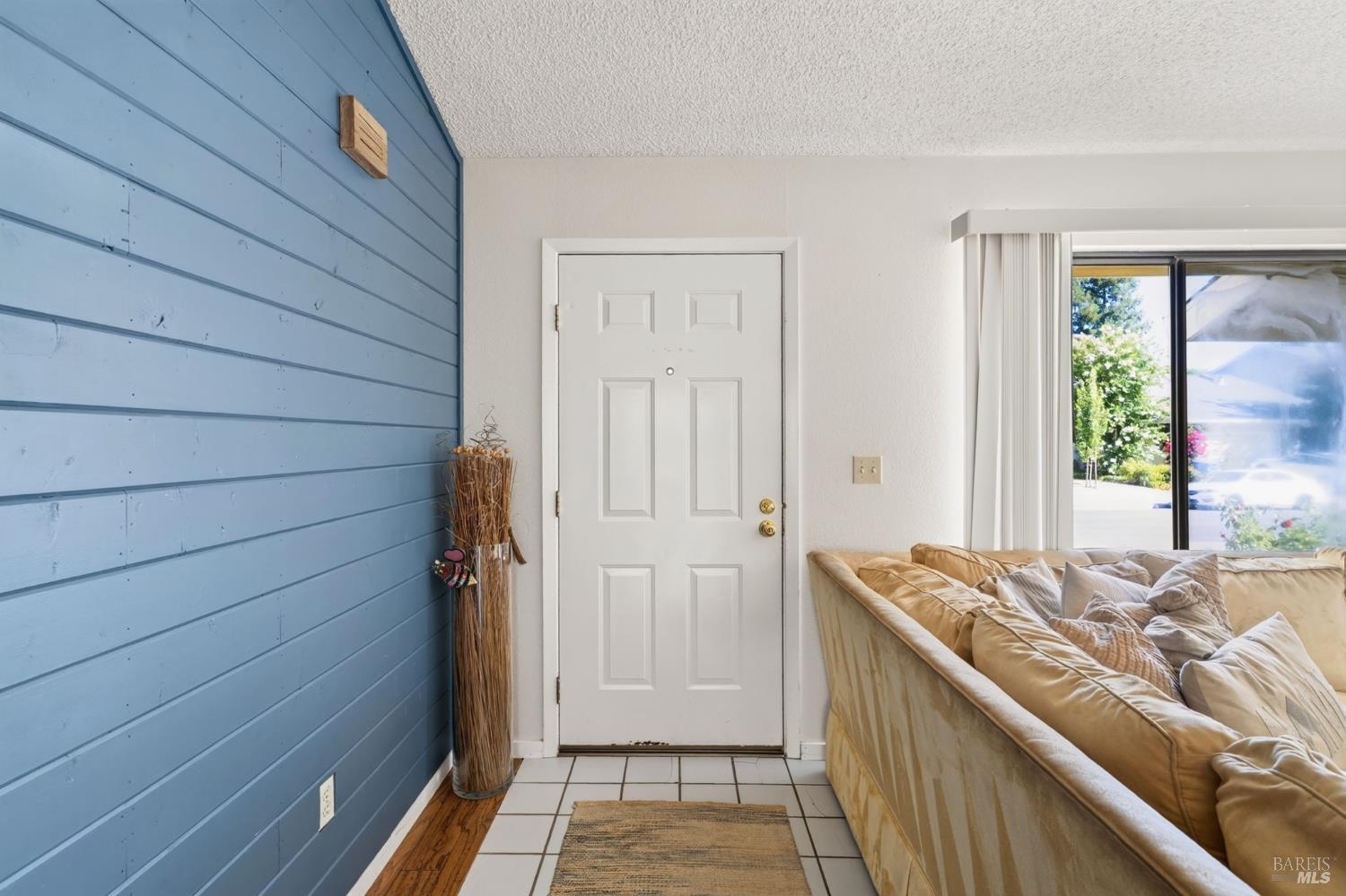 849 Falcon Way Healdsburg CA 95448