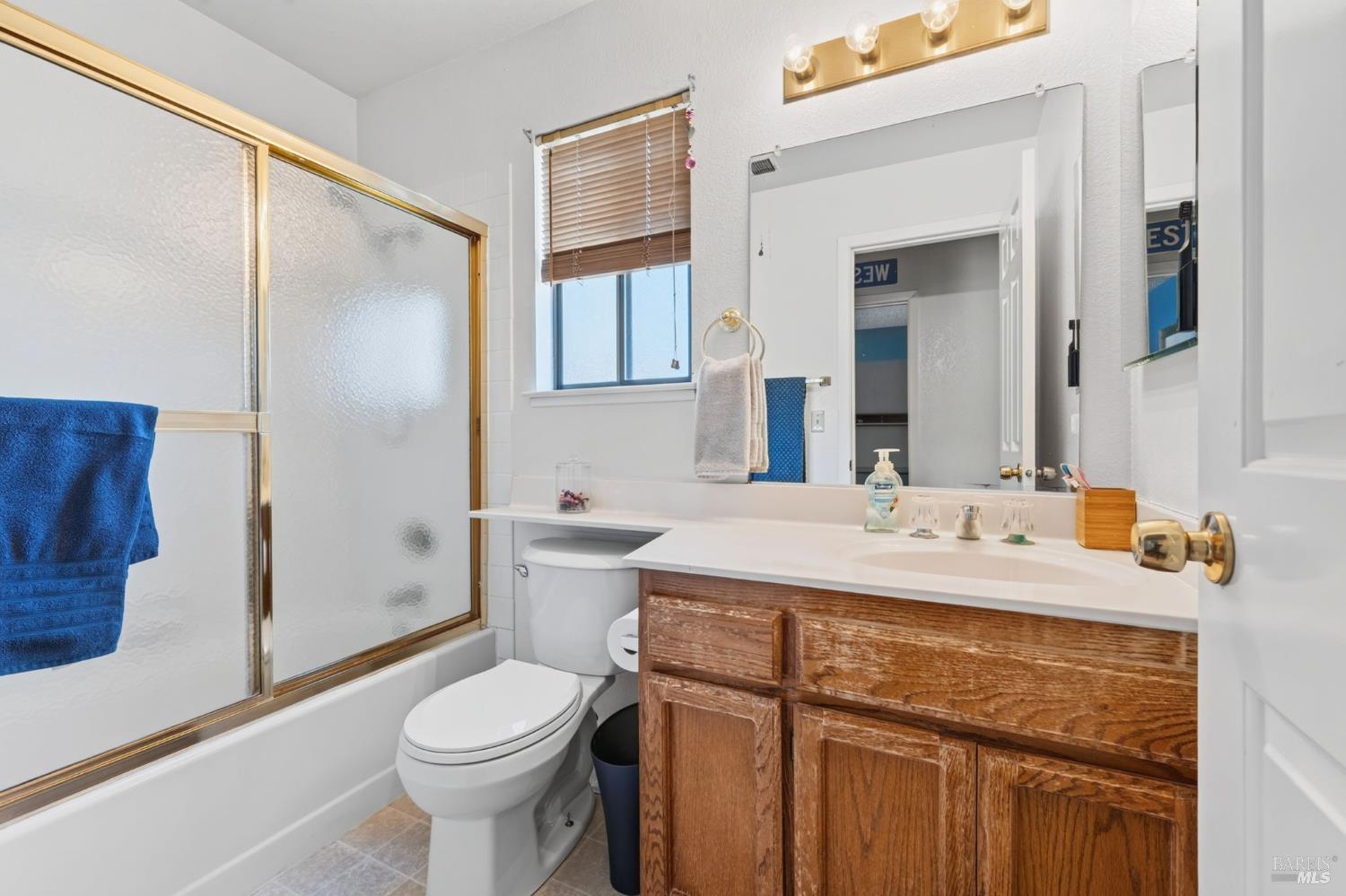 849 Falcon Way Healdsburg CA 95448