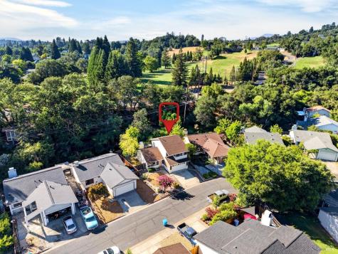 849 Falcon Way Healdsburg CA 95448
