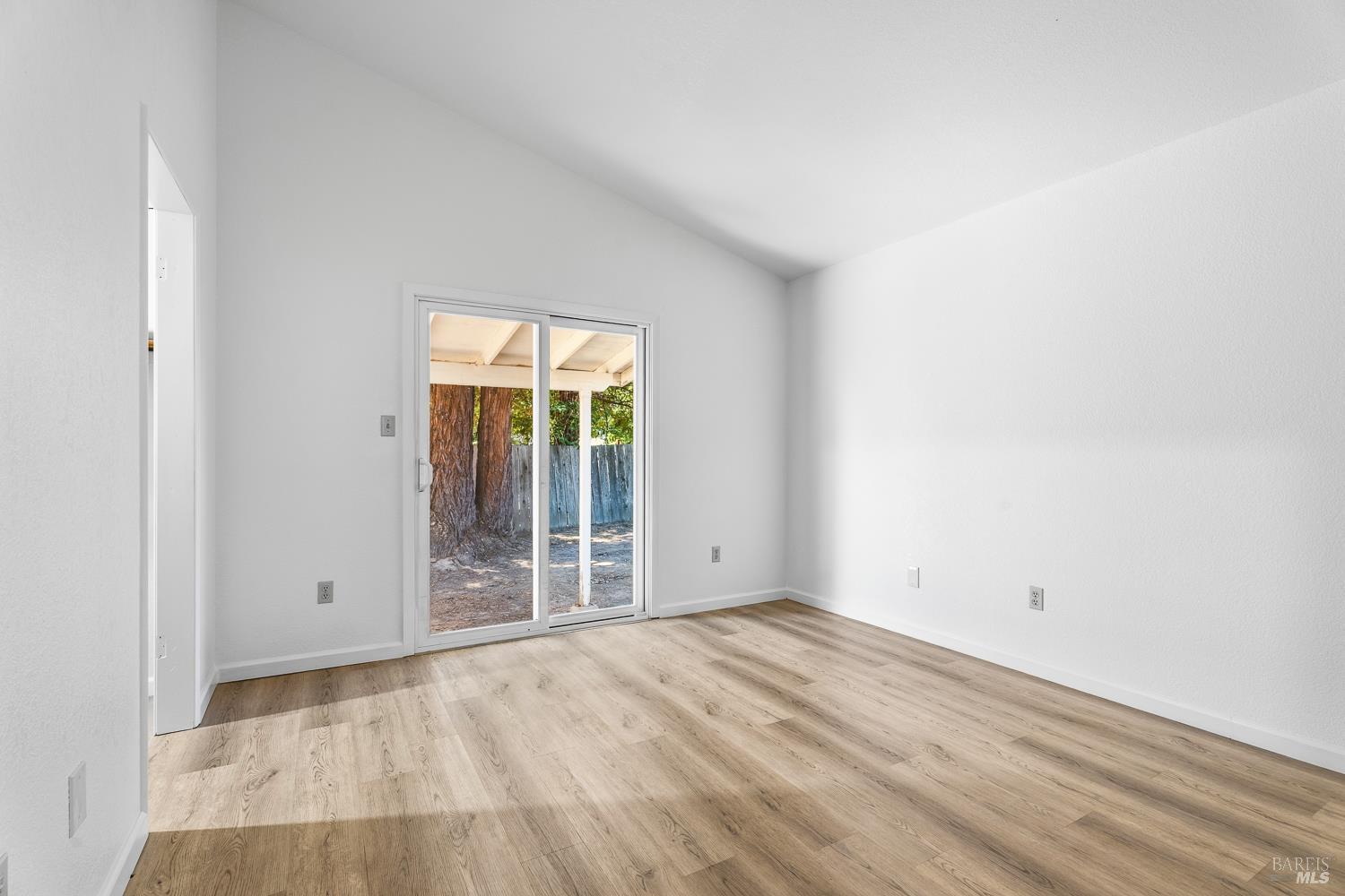 555 Donner Lane Ukiah CA 95482