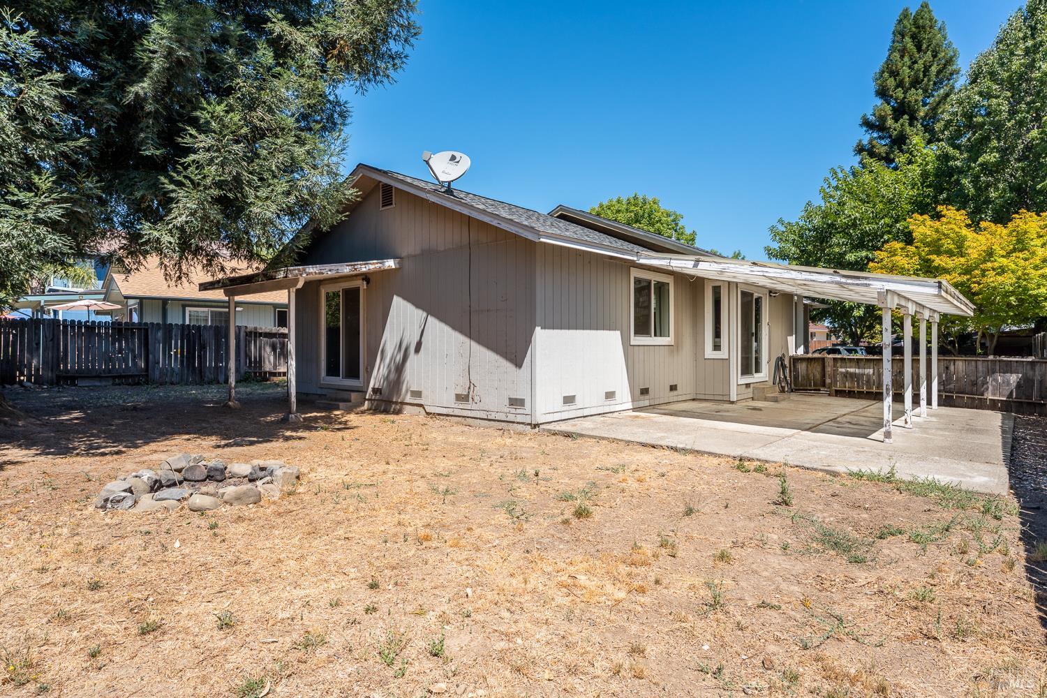 555 Donner Lane Ukiah CA 95482