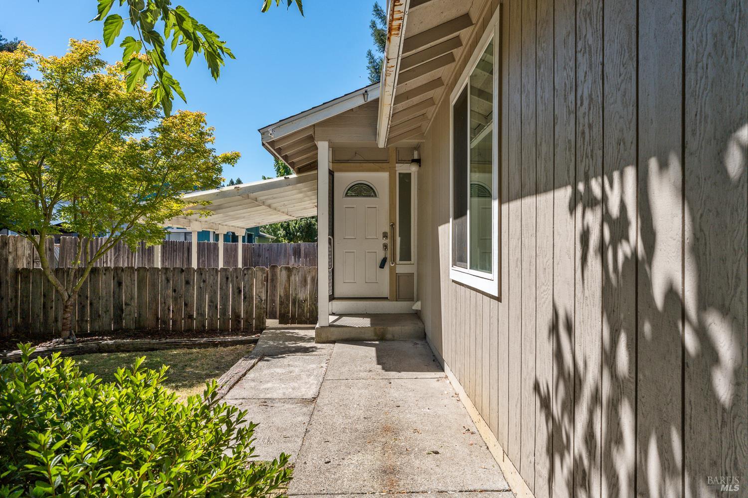 555 Donner Lane Ukiah CA 95482