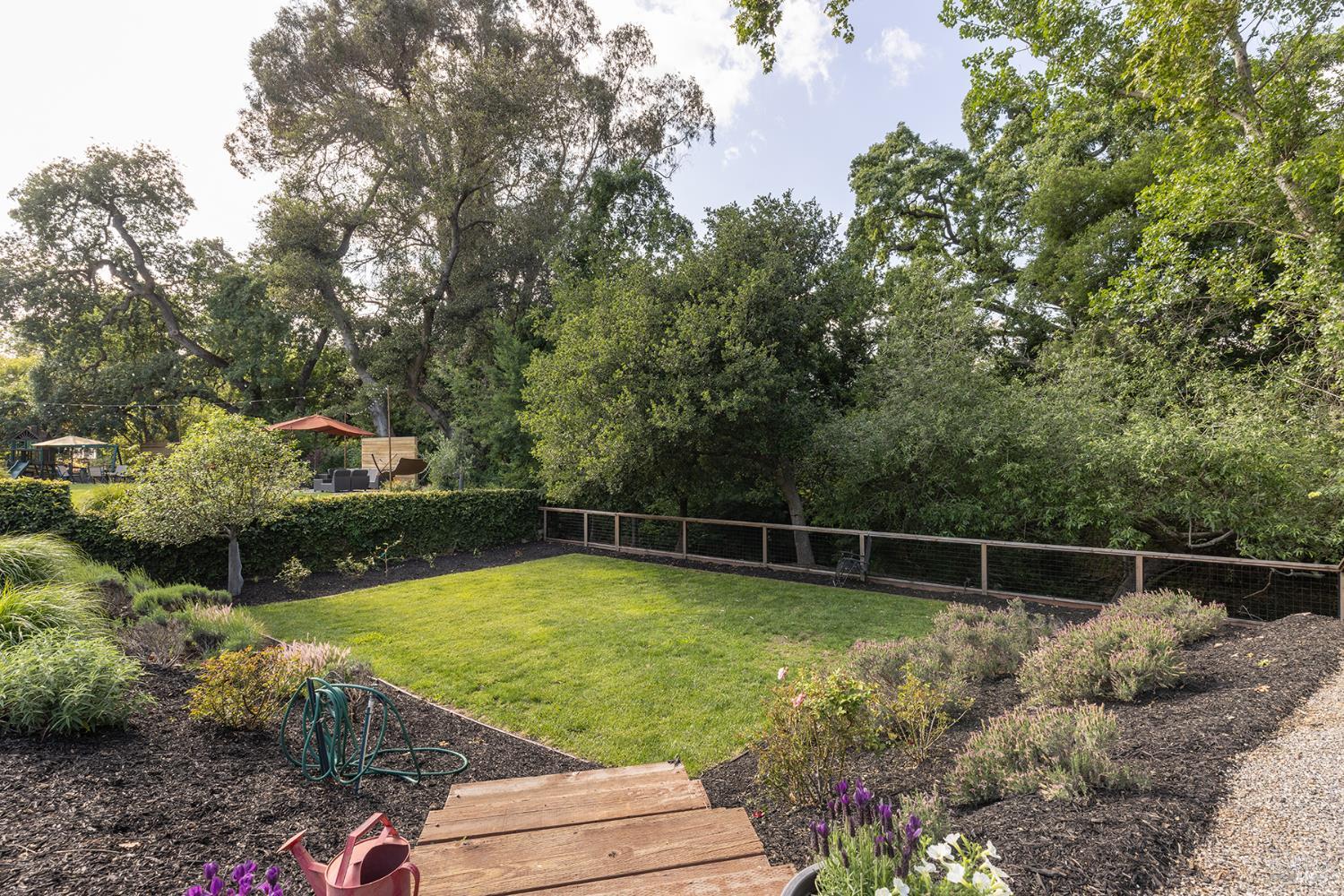 20 Catania Court Napa CA 94558