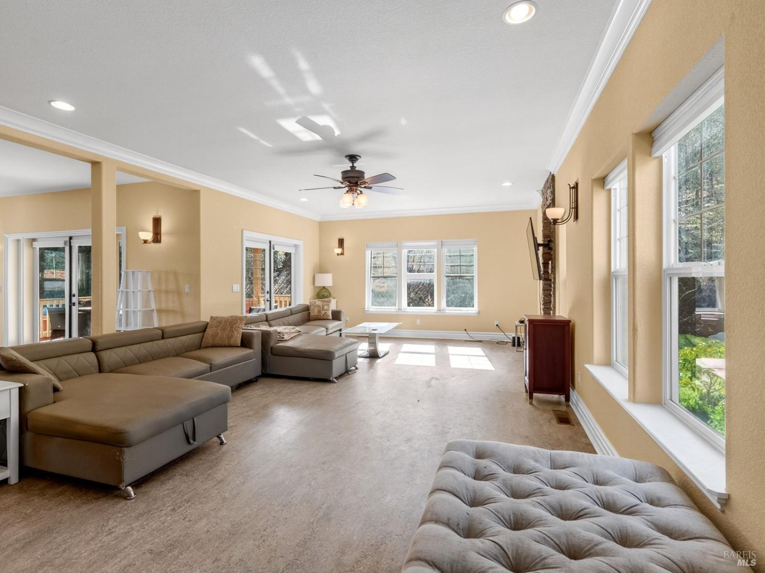 605 Redwood Avenue Ukiah CA 95482