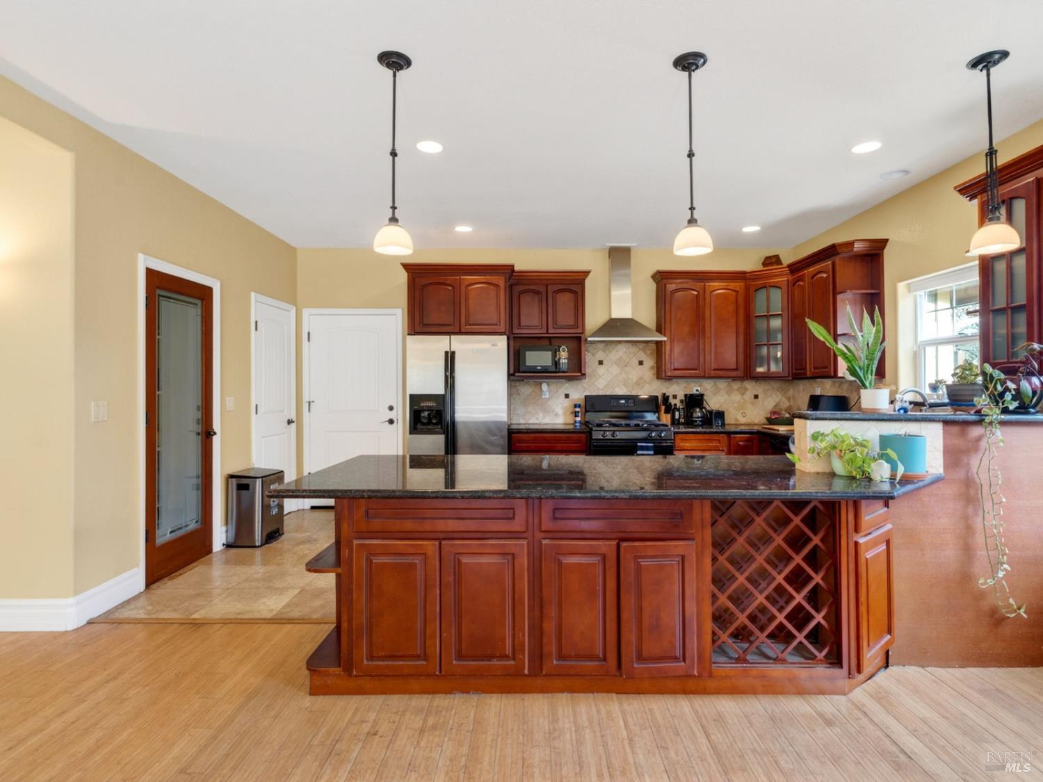 605 Redwood Avenue Ukiah CA 95482