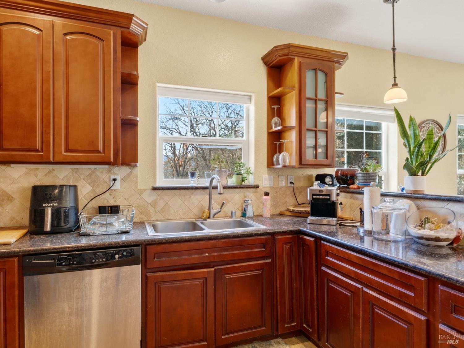 605 Redwood Avenue Ukiah CA 95482