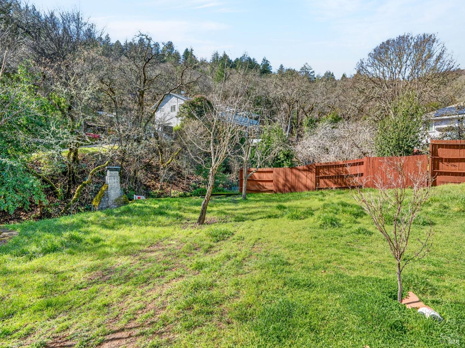 605 Redwood Avenue Ukiah CA 95482