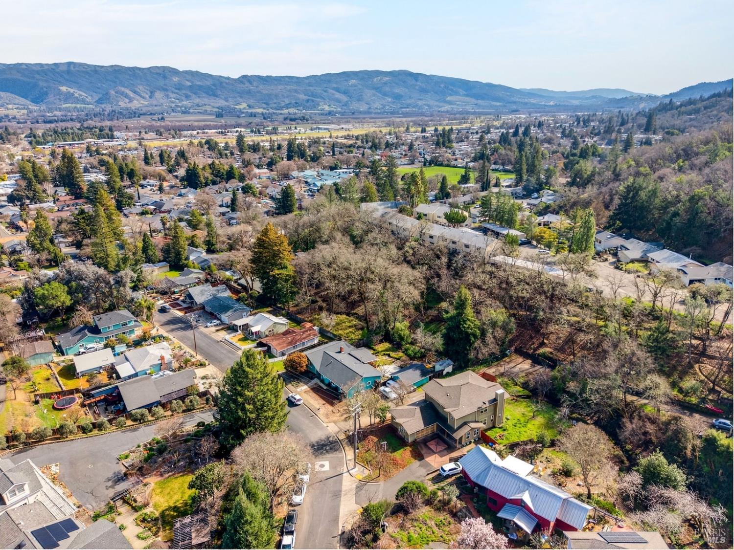 605 Redwood Avenue Ukiah CA 95482