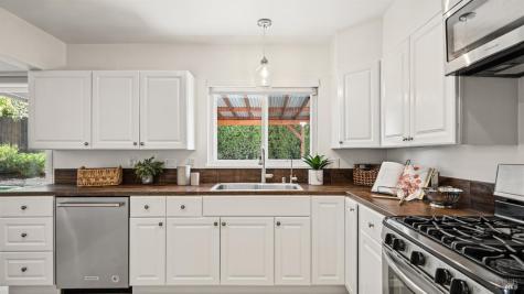 415 Sunset Parkway Novato CA 94947