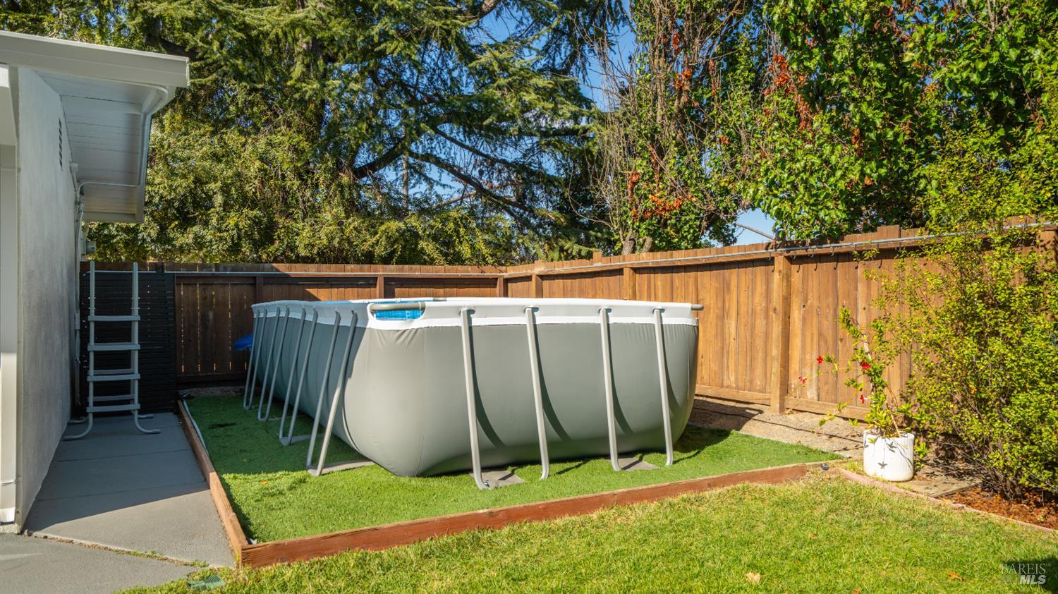 415 Sunset Parkway Novato CA 94947