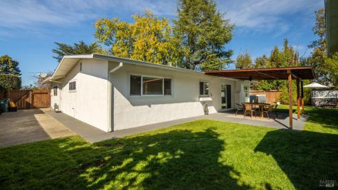 415 Sunset Parkway Novato CA 94947