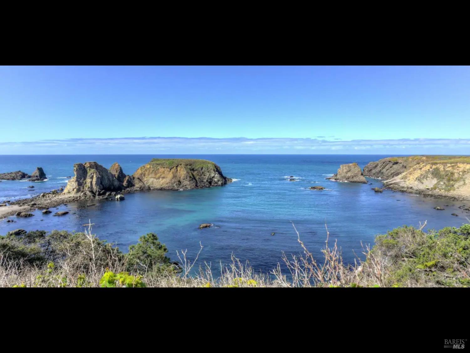 46801 Iversen Drive Gualala CA 95445