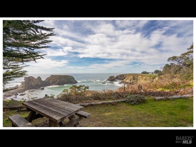46801 Iversen Drive Gualala CA 95445