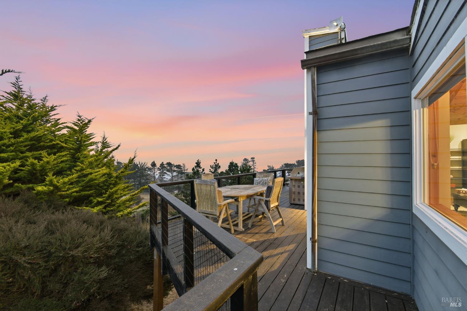 46801 Iversen Drive Gualala CA 95445