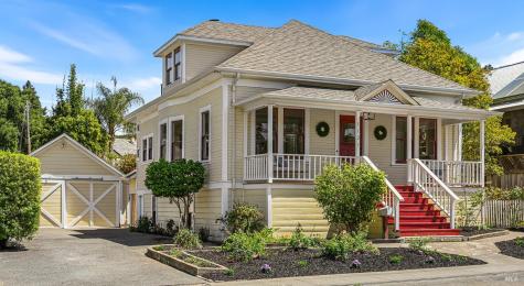 1121 F Street Petaluma CA 94952