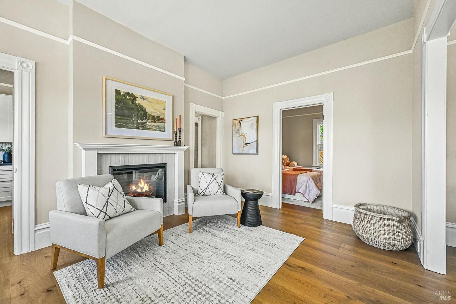 1121 F Street Petaluma CA 94952
