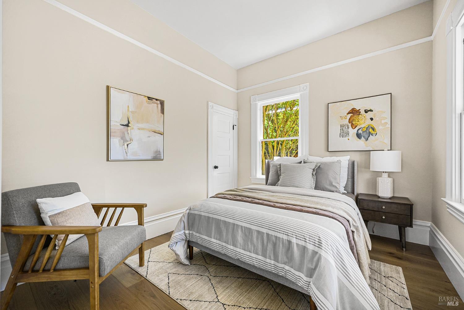 1121 F Street Petaluma CA 94952