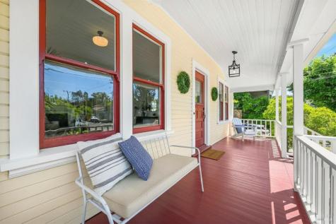 1121 F Street Petaluma CA 94952