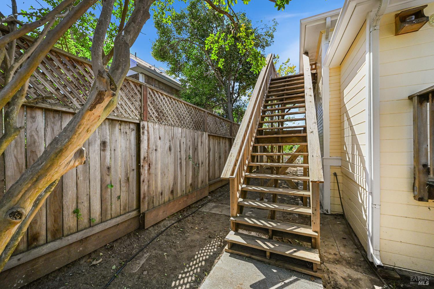 1121 F Street Petaluma CA 94952