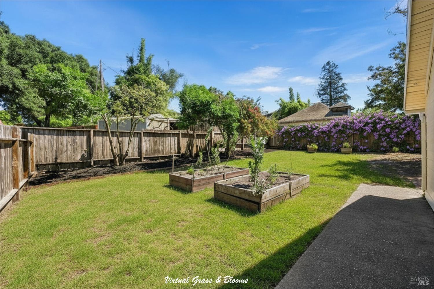 1121 F Street Petaluma CA 94952