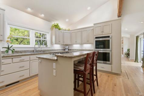 3223 Canfield Road Sebastopol CA 95472