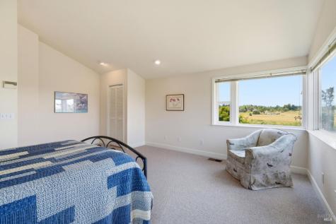 3223 Canfield Road Sebastopol CA 95472