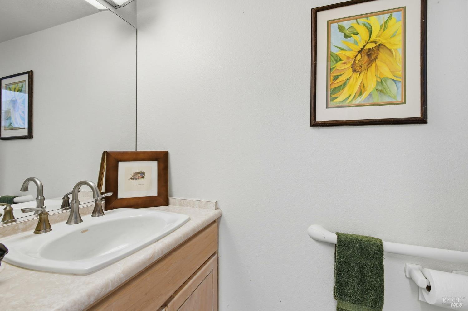 3223 Canfield Road Sebastopol CA 95472