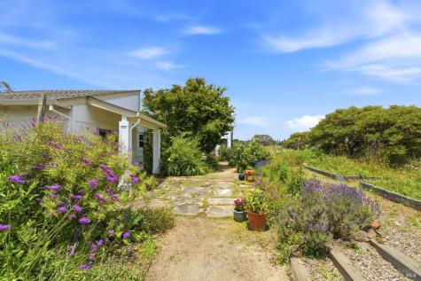 3223 Canfield Road Sebastopol CA 95472
