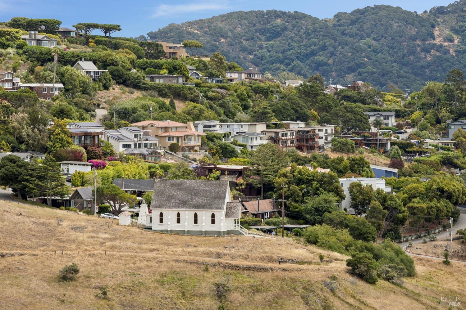 100 Red Hill Circle Belvedere Tiburon CA 94920