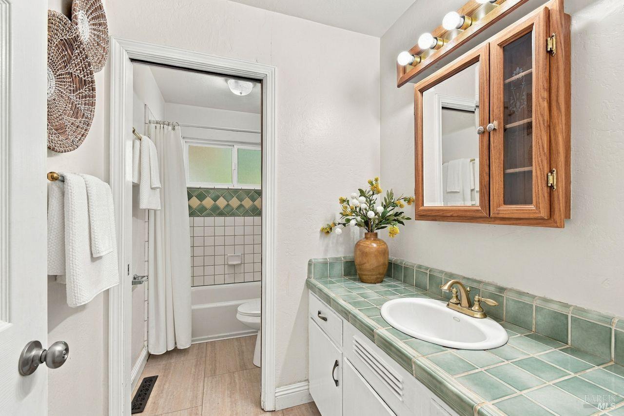 2655 Tachevah Drive Santa Rosa CA 95405