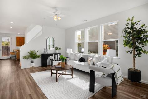 2042 Ravello Way Santa Rosa CA 95403