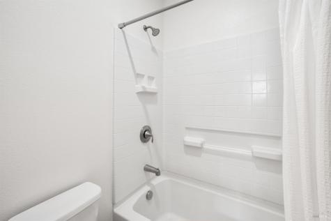 2042 Ravello Way Santa Rosa CA 95403