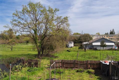 2042 Ravello Way Santa Rosa CA 95403