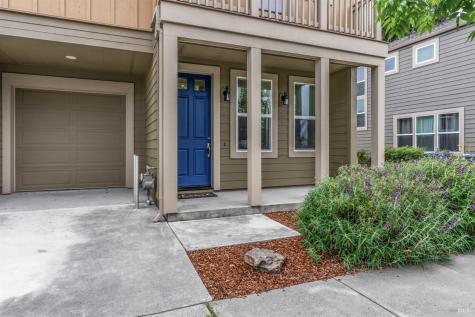 2042 Ravello Way Santa Rosa CA 95403