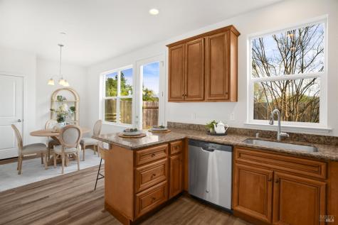 2042 Ravello Way Santa Rosa CA 95403