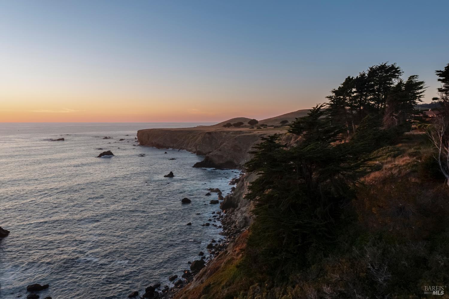 Albion CA 95410