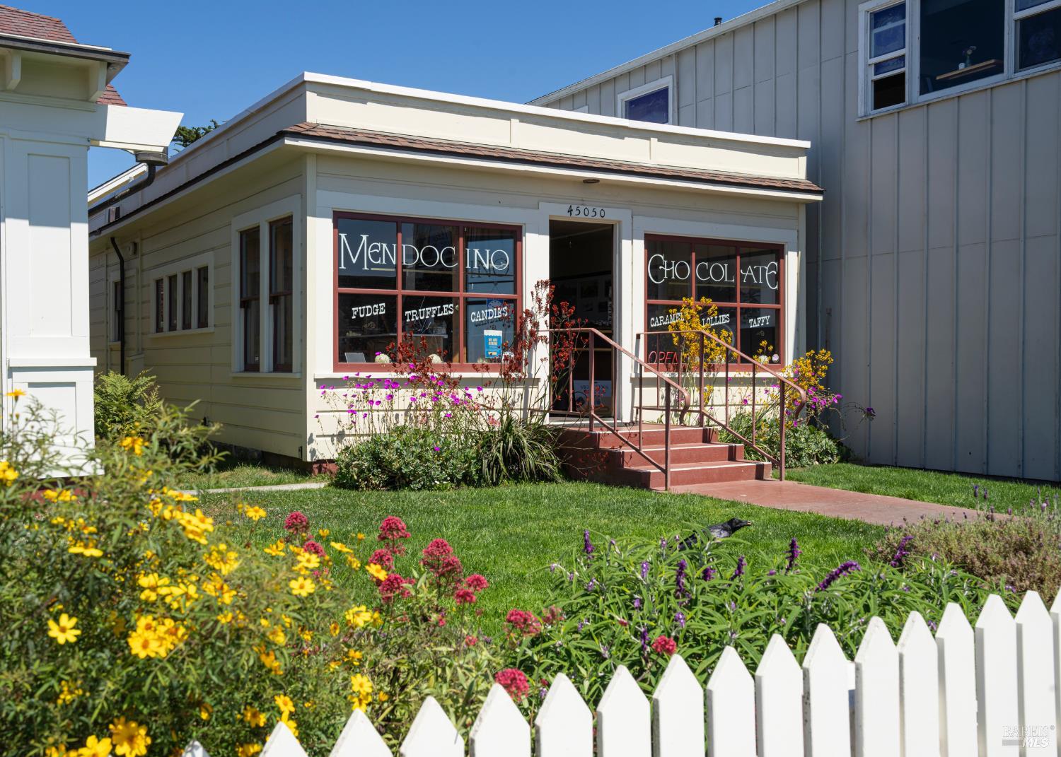 Albion CA 95410