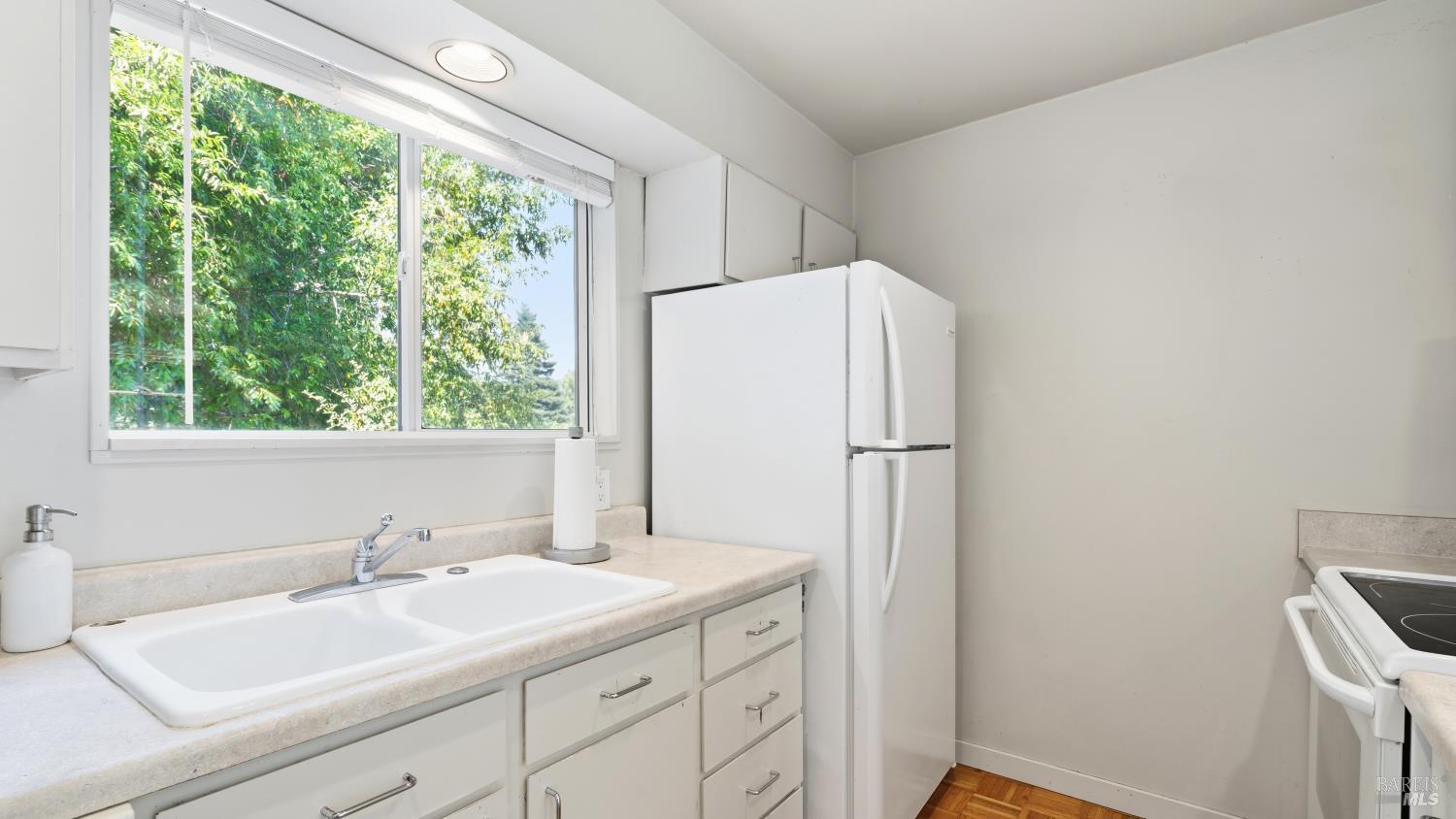 15298 Orchard Road Guerneville CA 95446