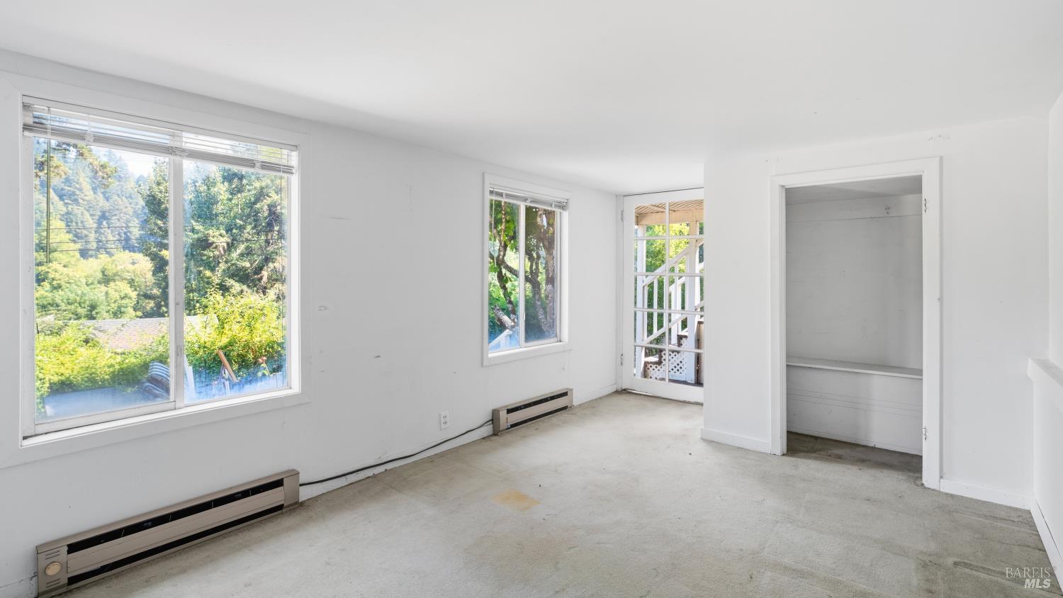 15298 Orchard Road Guerneville CA 95446